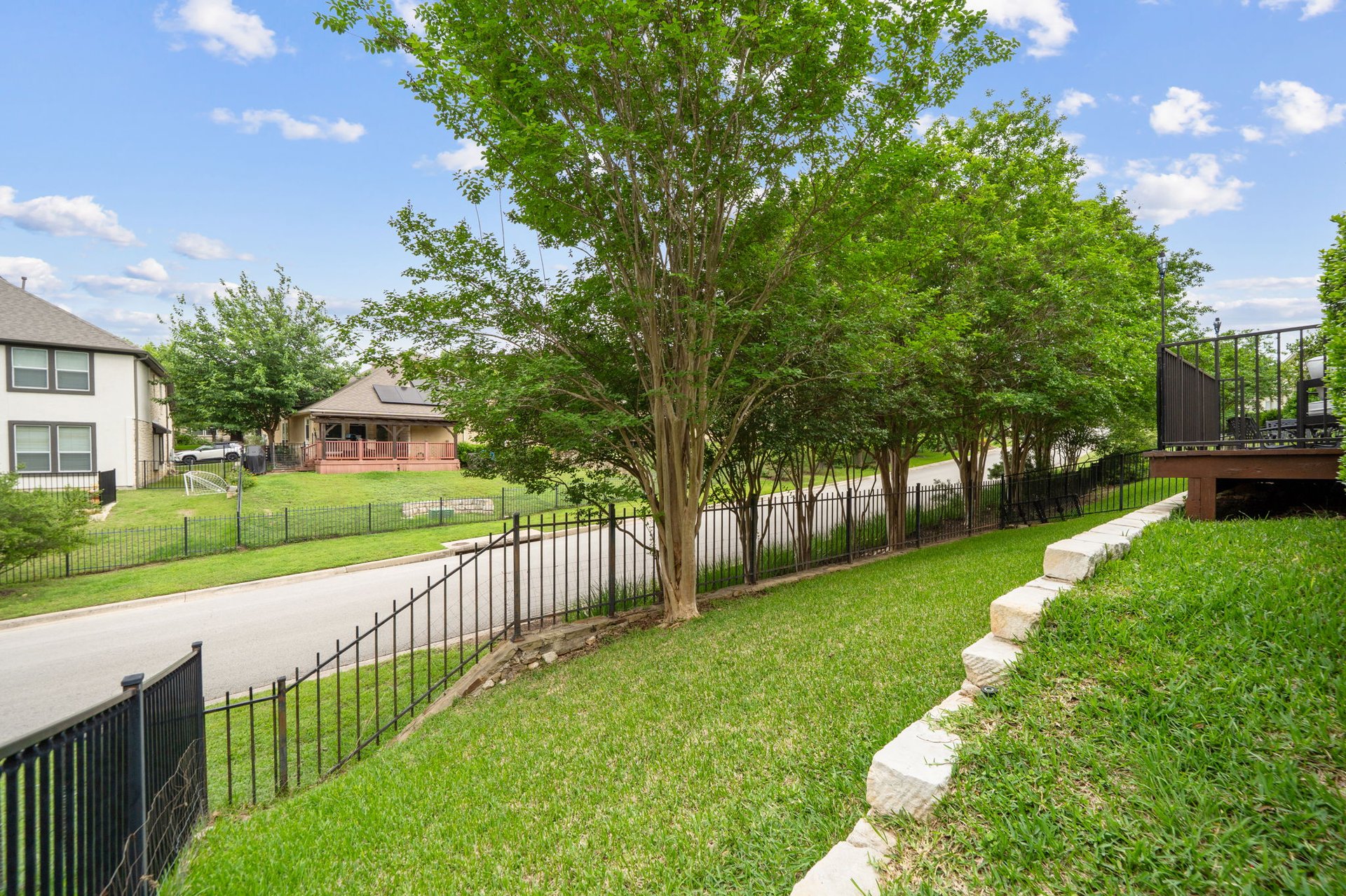 Elegantly Updated Lakeway Retreat w/ New Roof