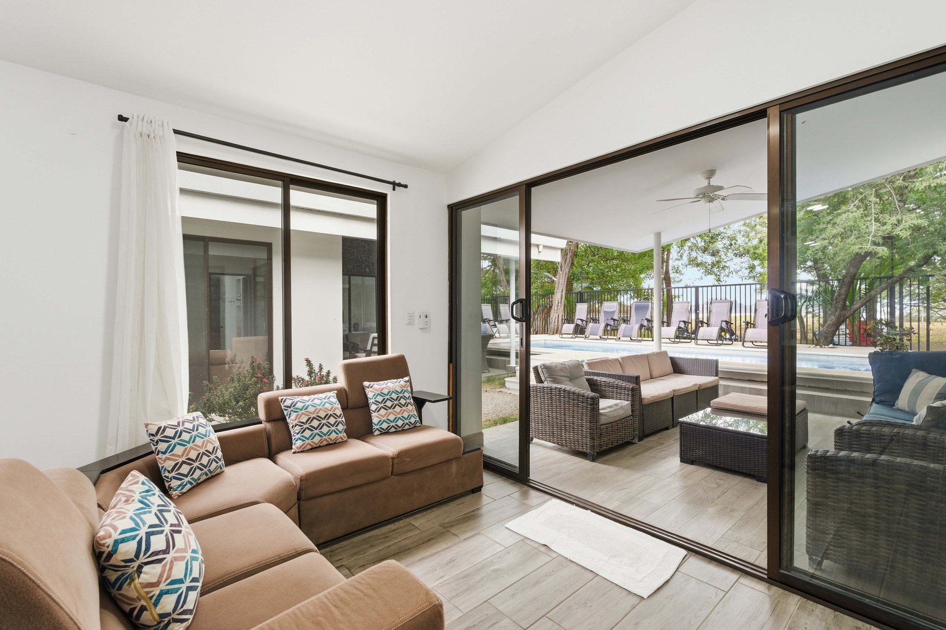 Three Mermaids | Beachfront 10-Bedroom Pod-Style Residence with Pool in Playa Flamingo