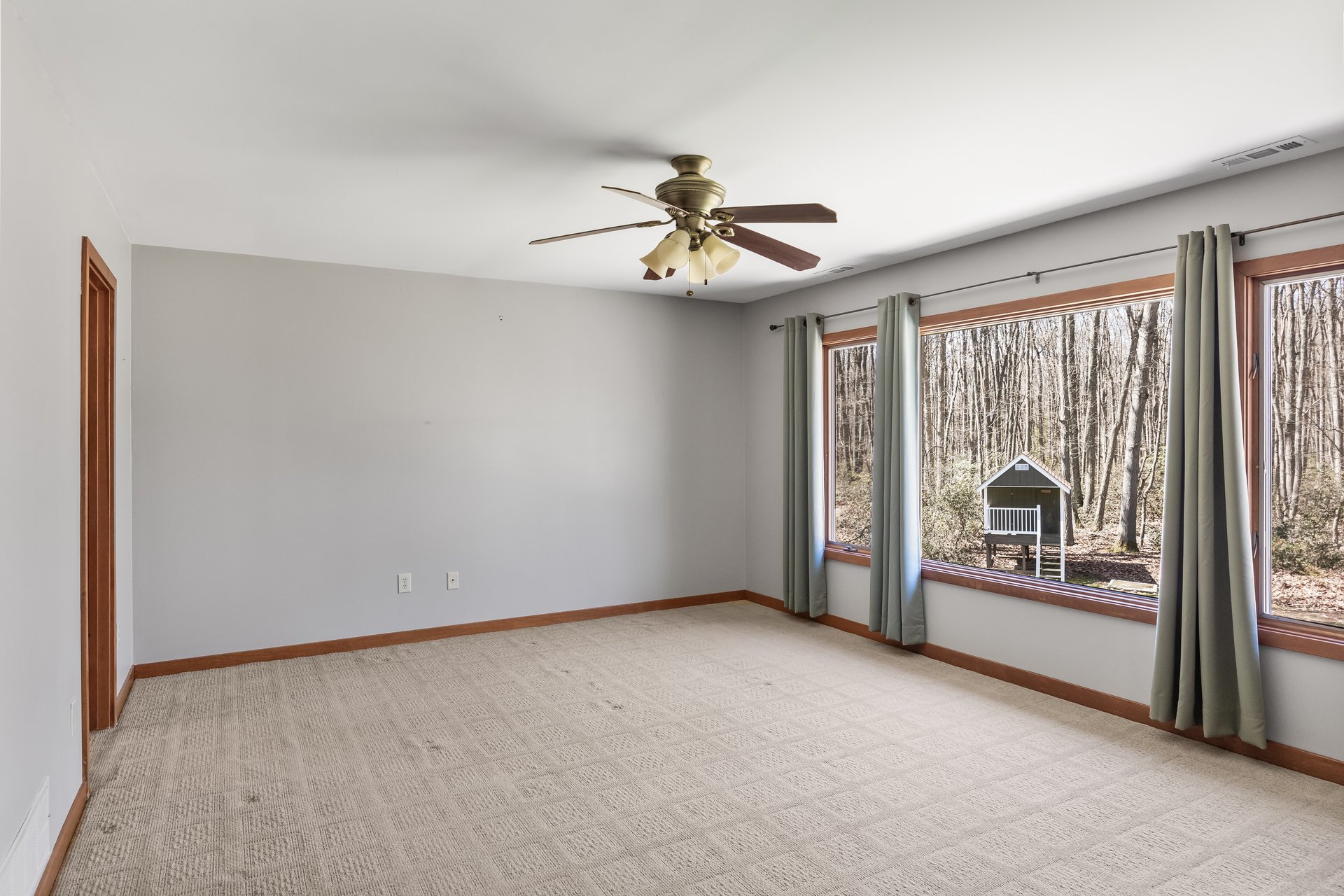 107 Foxford Ln