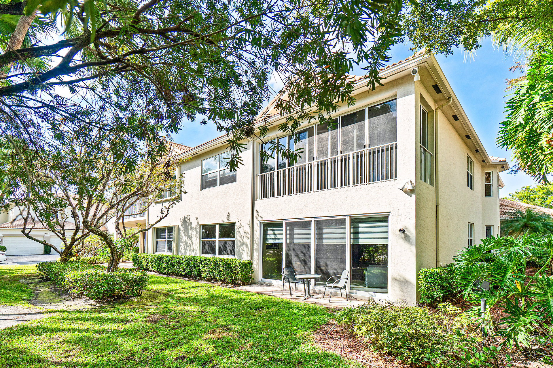 6200 Island Bend A