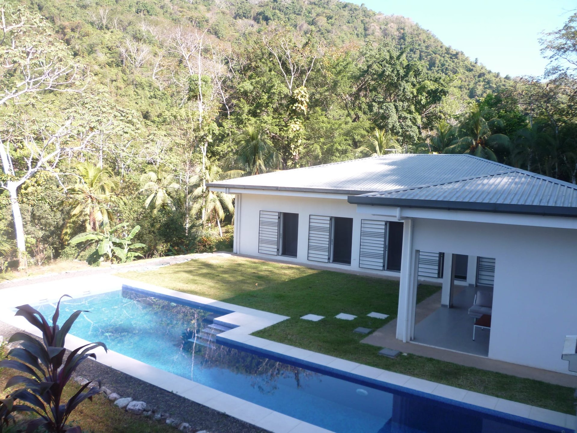 Modern Jungle Home for Sale Near Jaco Costa Rica-Casa Piña
