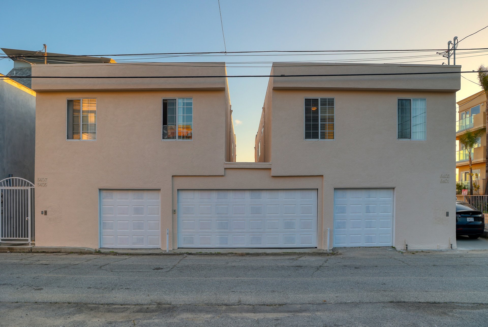 6401-6405 Ocean Front Walk