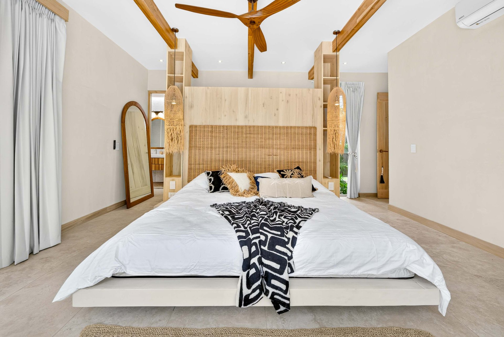 Casa Senderos | 4-Bedroom Tropical Home with Private Pool in Tamarindo