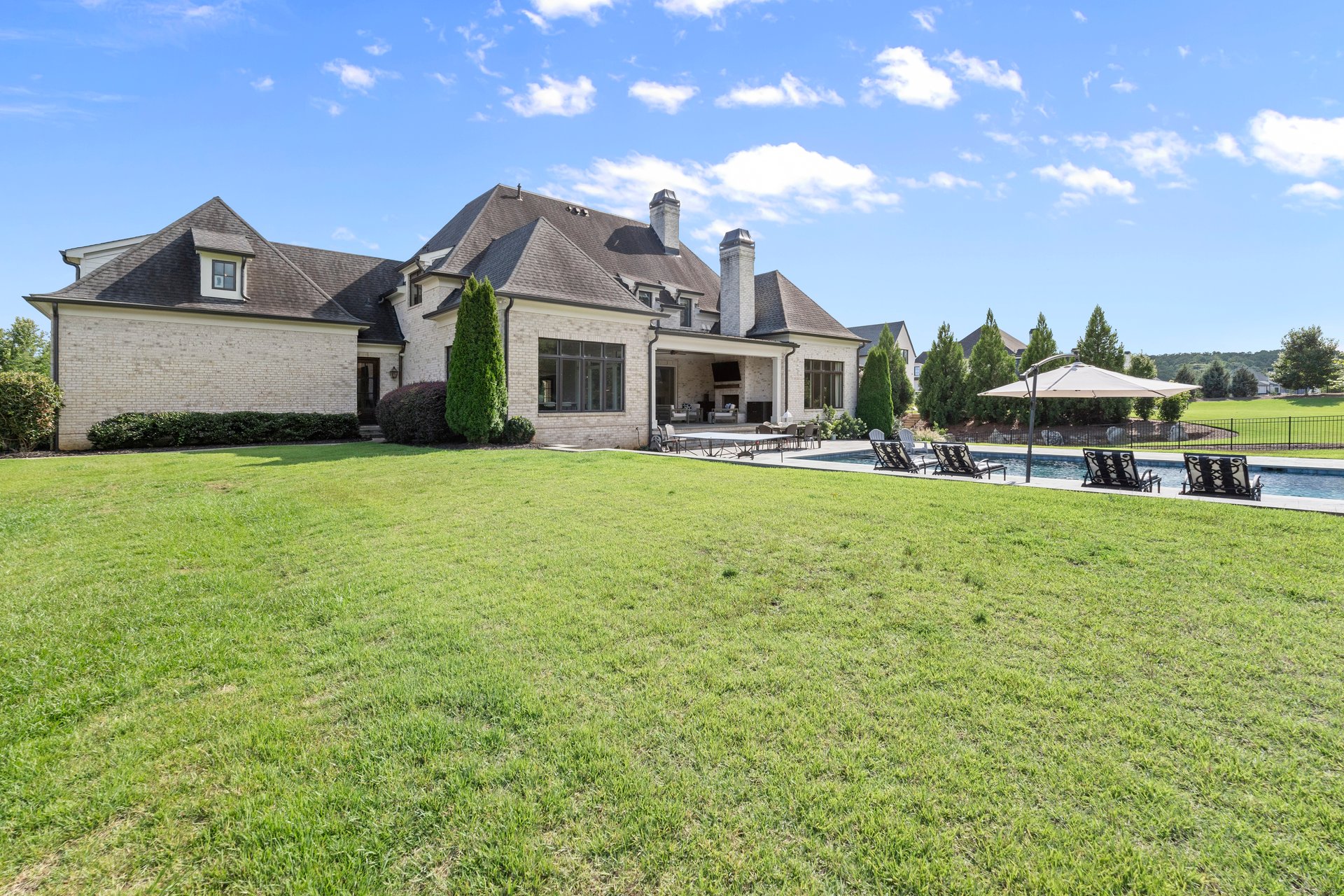  10160 Cedar Ridge Drive