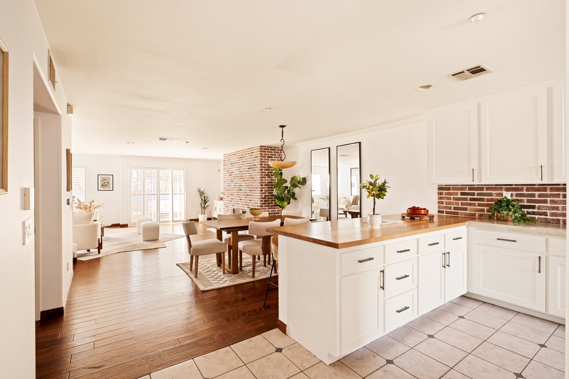 1212 Ocean Park Blvd #2, Sunset Park