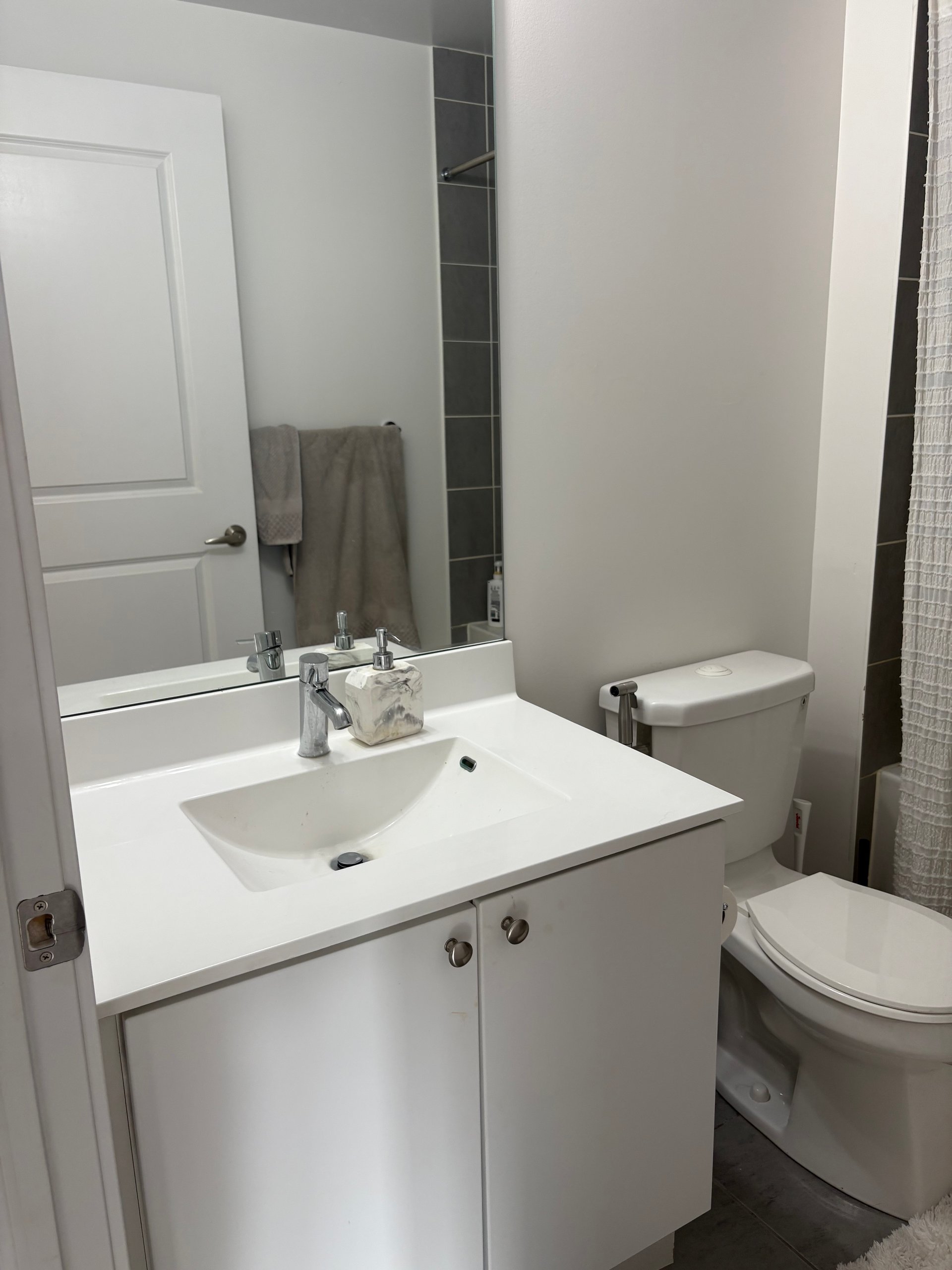 68 Merton Street 511, Toronto C10 Unit: 511