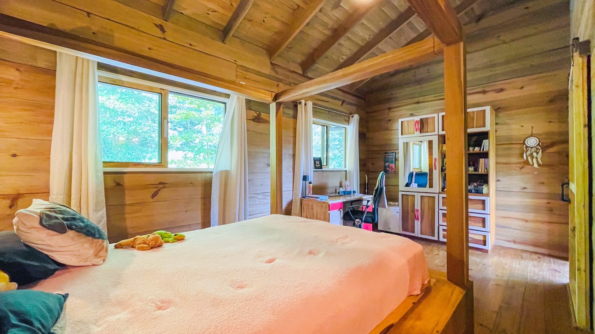 Mountain Chalet on 6.3 Acres with Stables & Panoramic Views