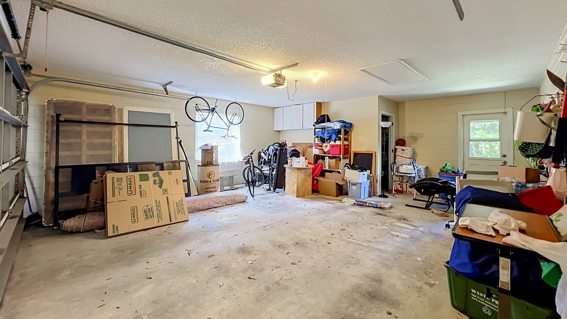 Winter Park Vias Traditonal 5-Bedroom Home near Racquet Club