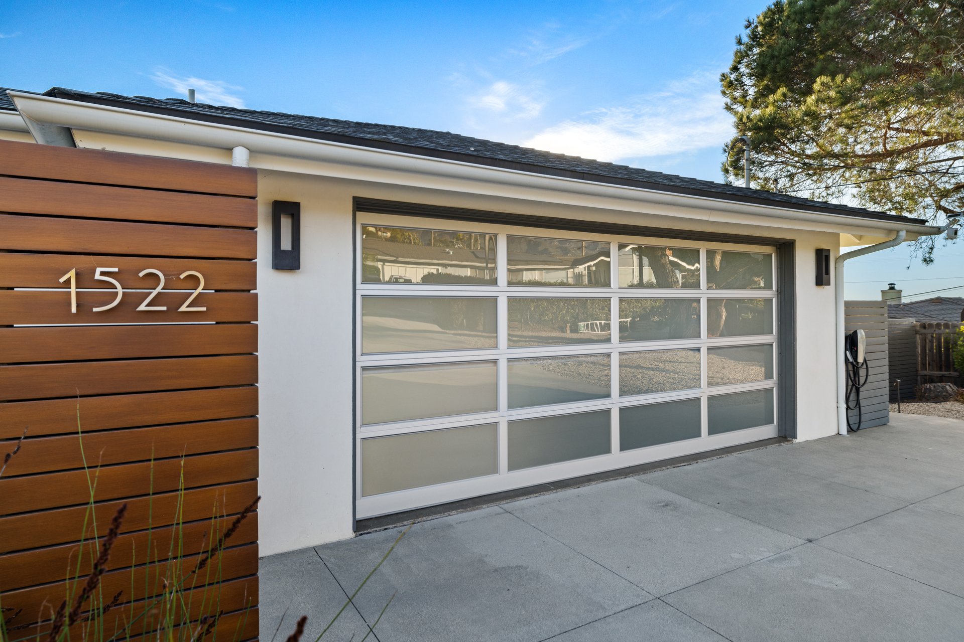 1522 Knoll Circle Drive
