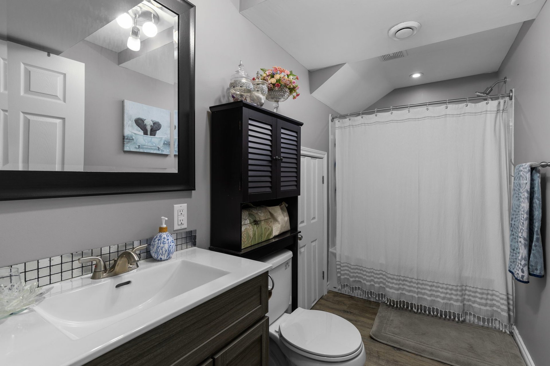 90 Bishop Drive, Barrie