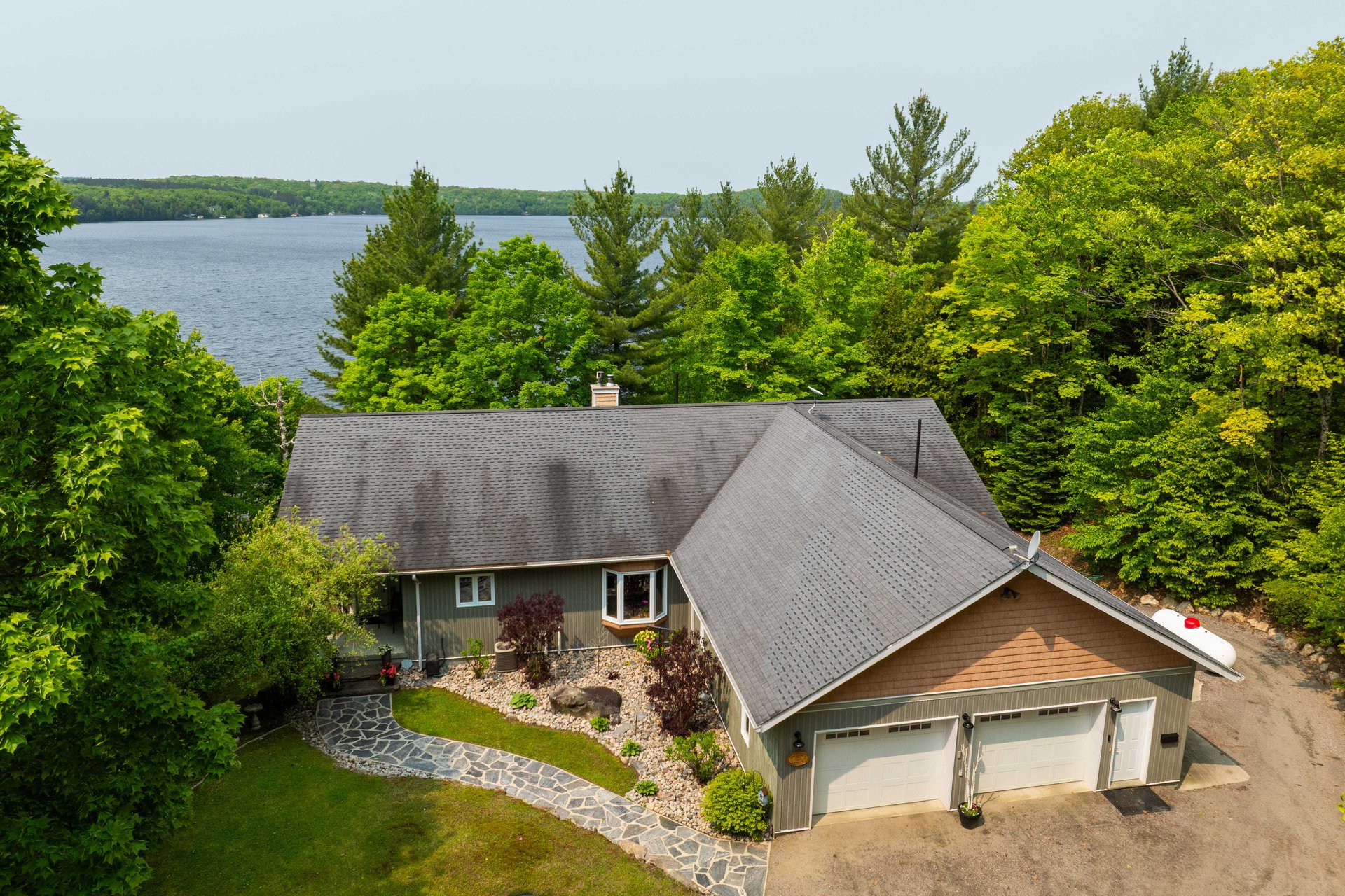 276 Jeffrey Road N, Ryerson