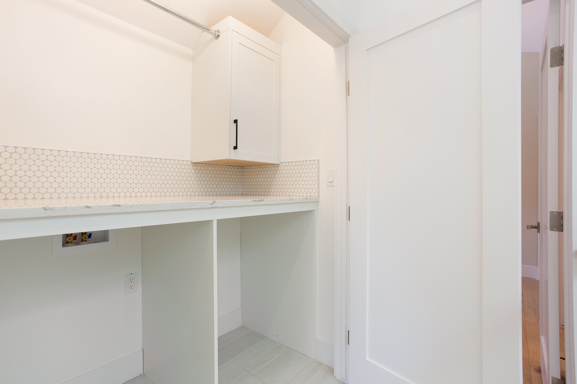 2(SE) - 617 4th Street