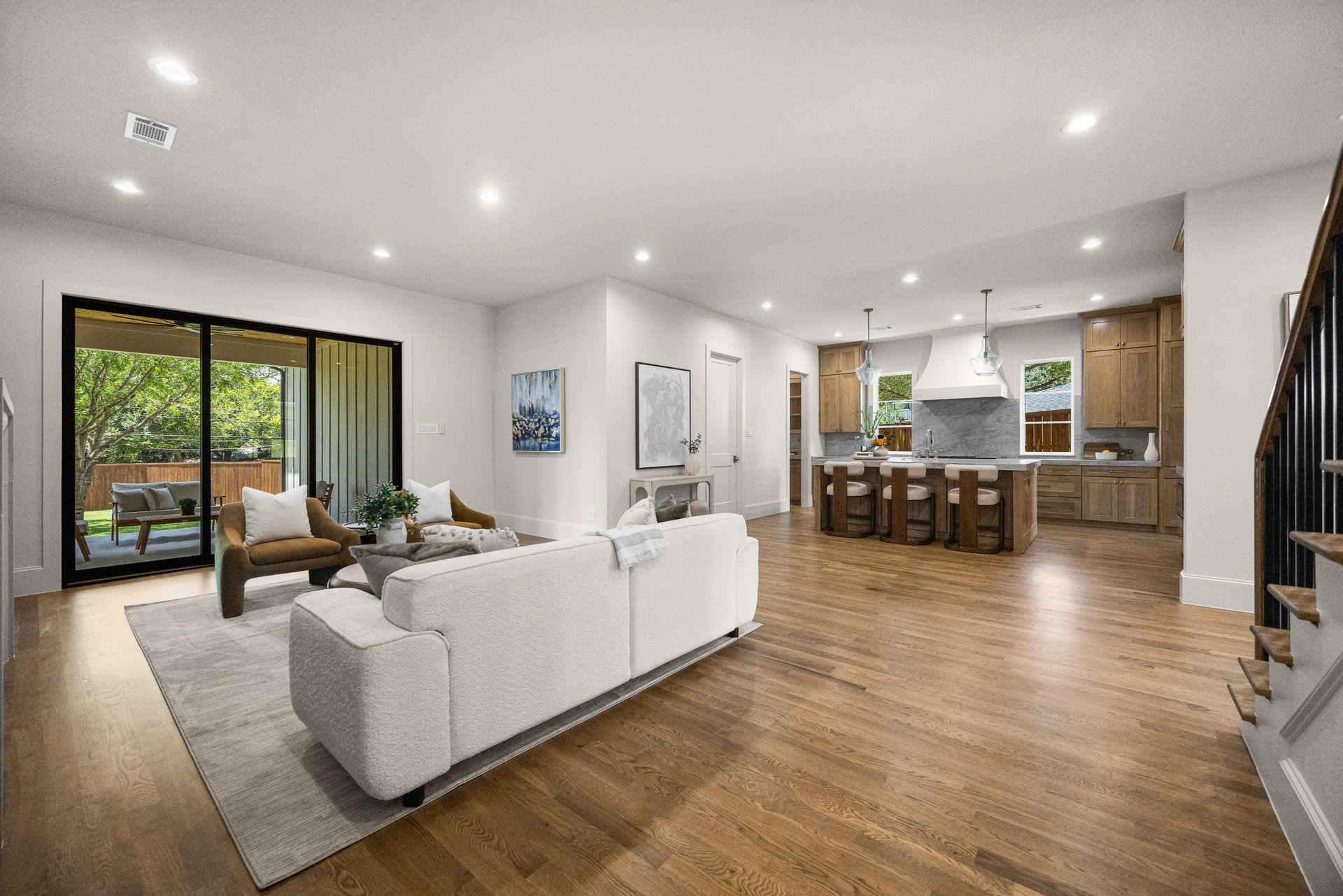 9410 Gatetrail Drive