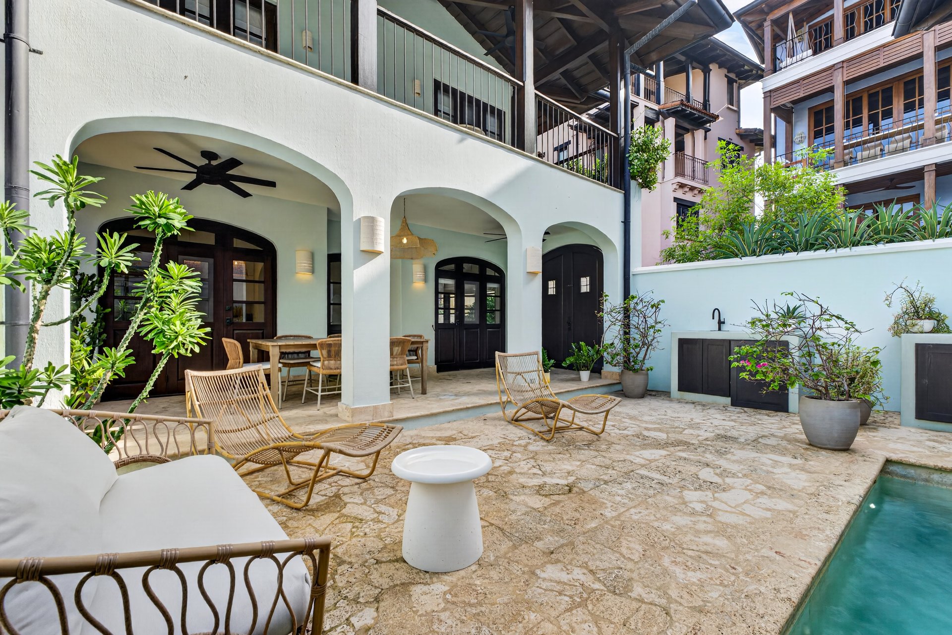 16 Calle La Ronda | Renovated Three-Bedroom Home Steps from Playa Danta