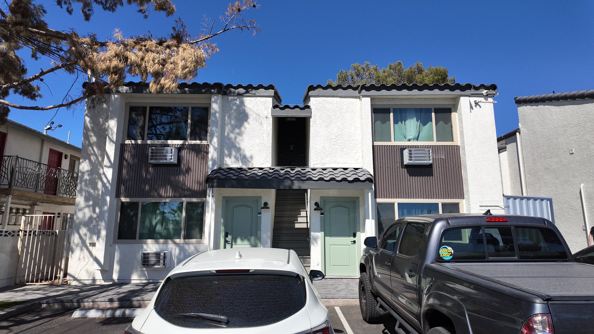 417 South 10th Street #I Las Vegas, NV 89101