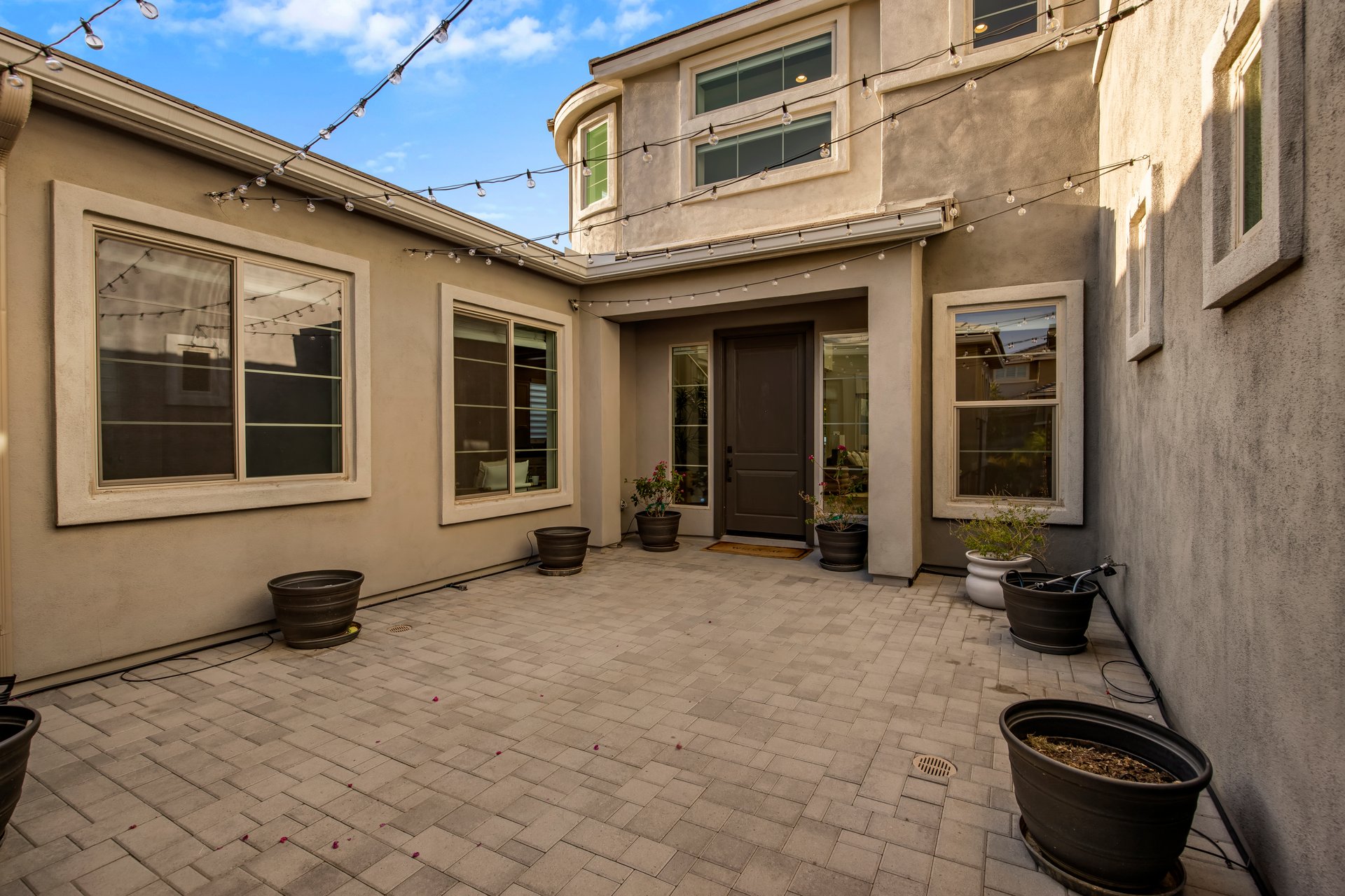 3020 E LOS GATOS Drive