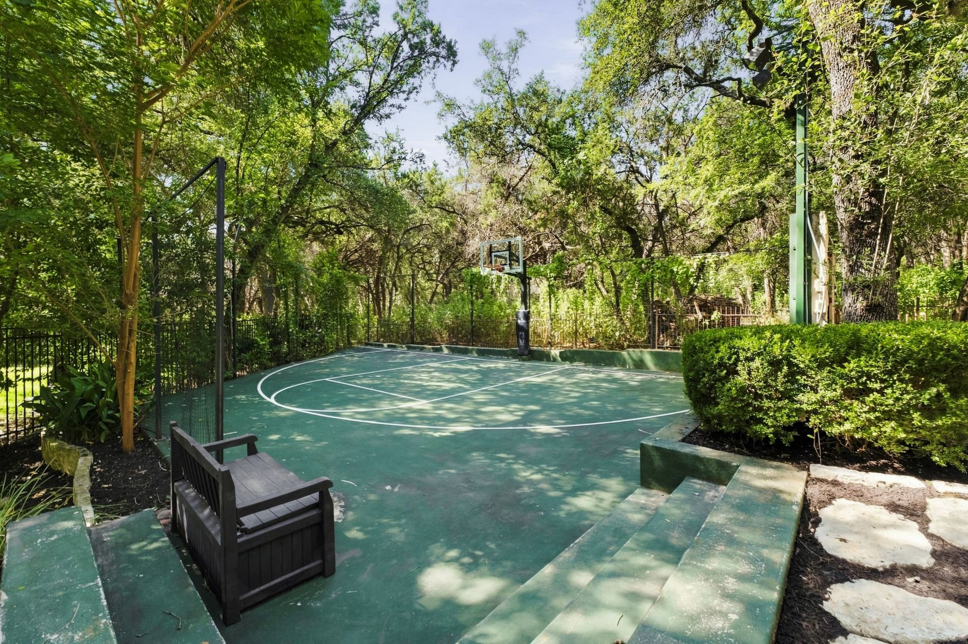 2900 Meandering River Court