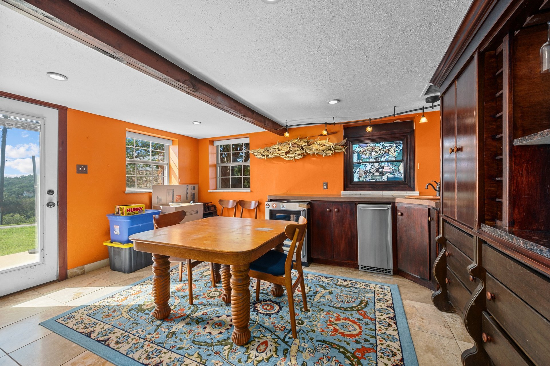 401 Crestview Drive and 309 Cliff Circle