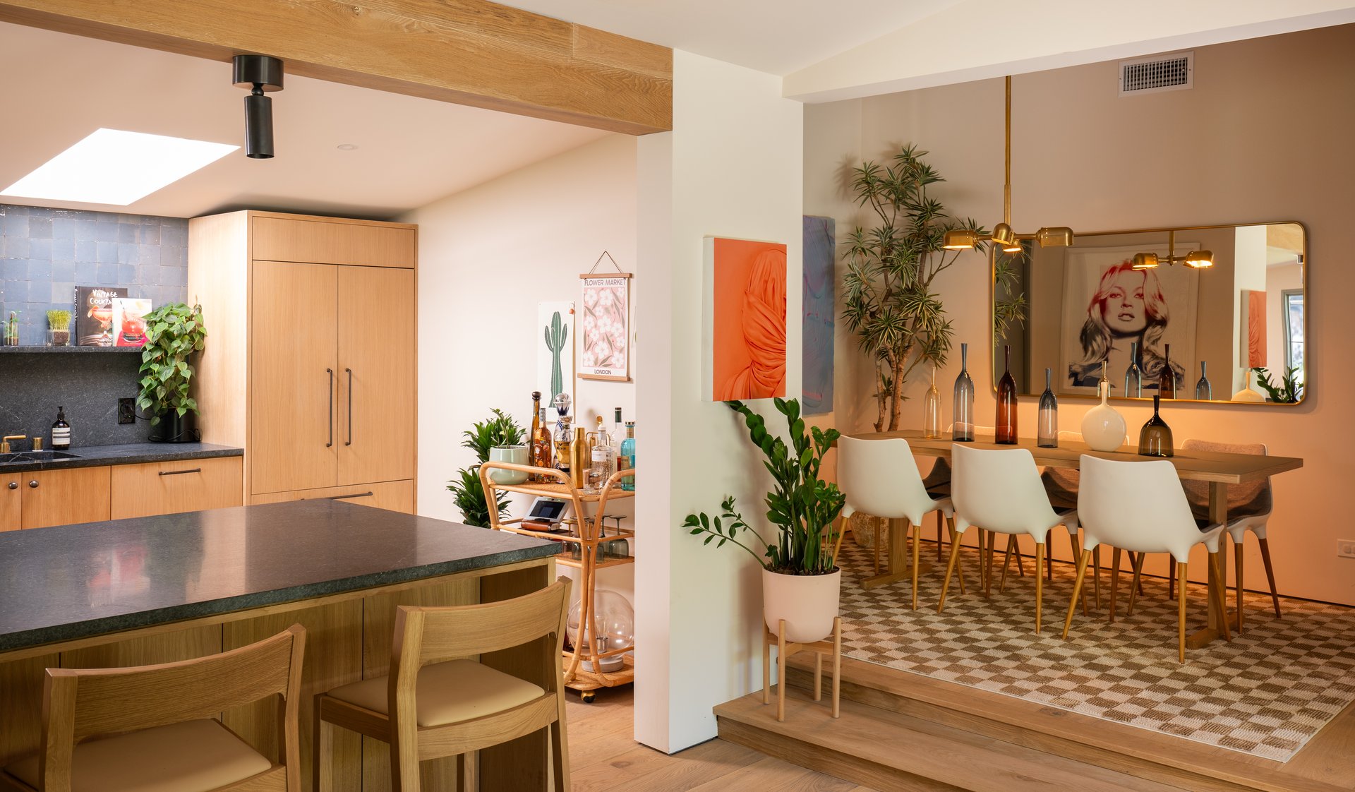 4157 Sunswept Dr, Studio City