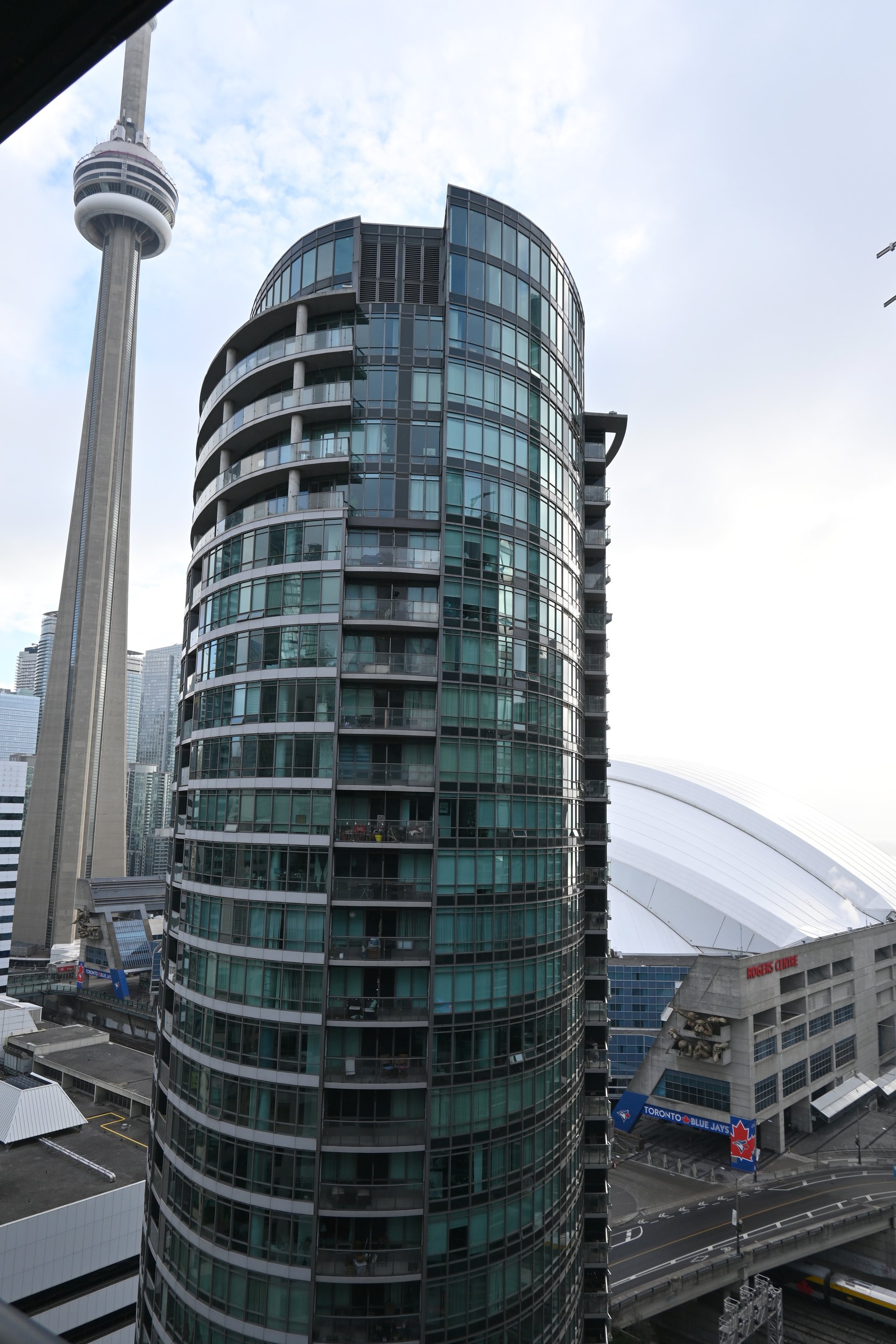 352 Front St W Unit: 2103