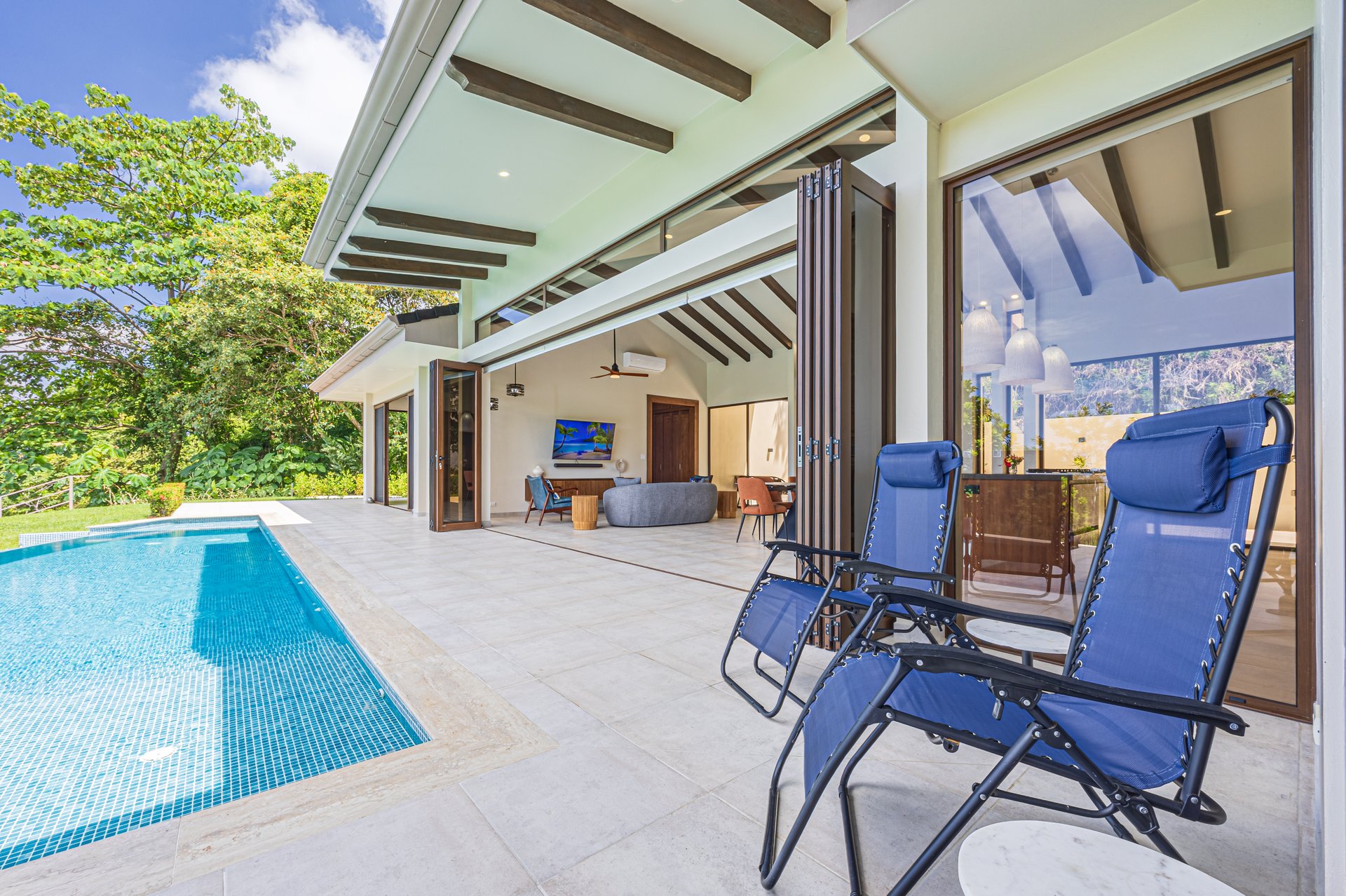 Stunning Ocean & Sunset View Home