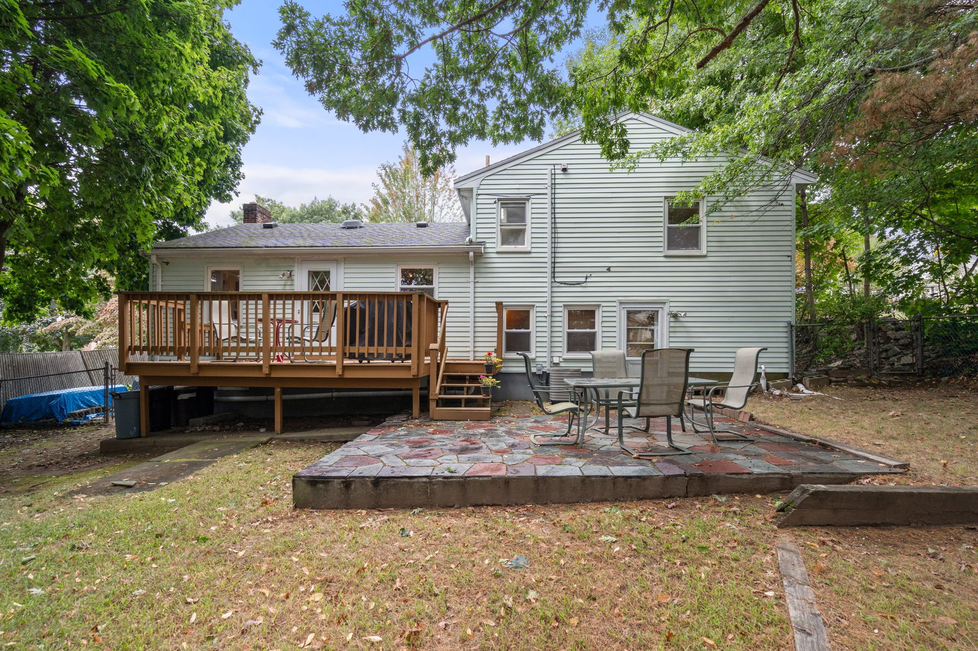144 Plymouth Ave