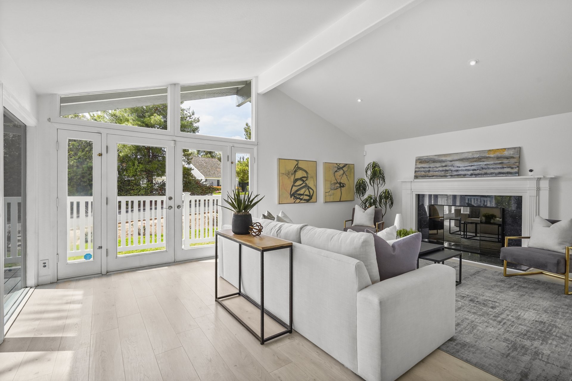 HAUS sold off Market // North Tustin 