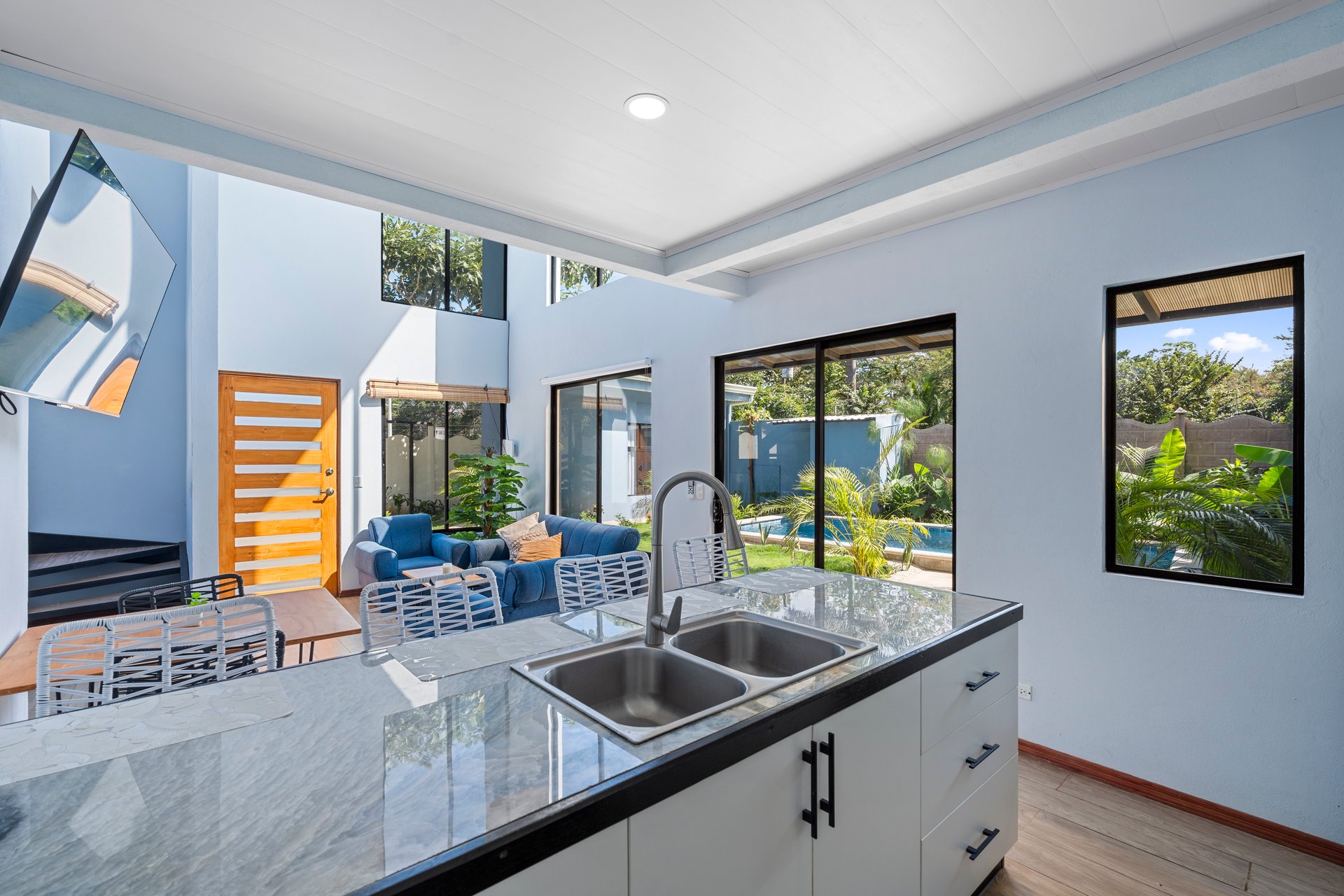 Casa Azul | House & Cabina For Sale Near Tamarindo!