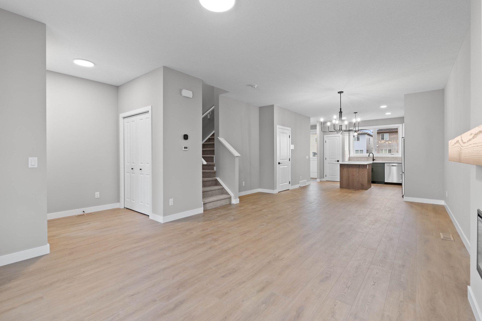 191 Belvedere Crescent SE