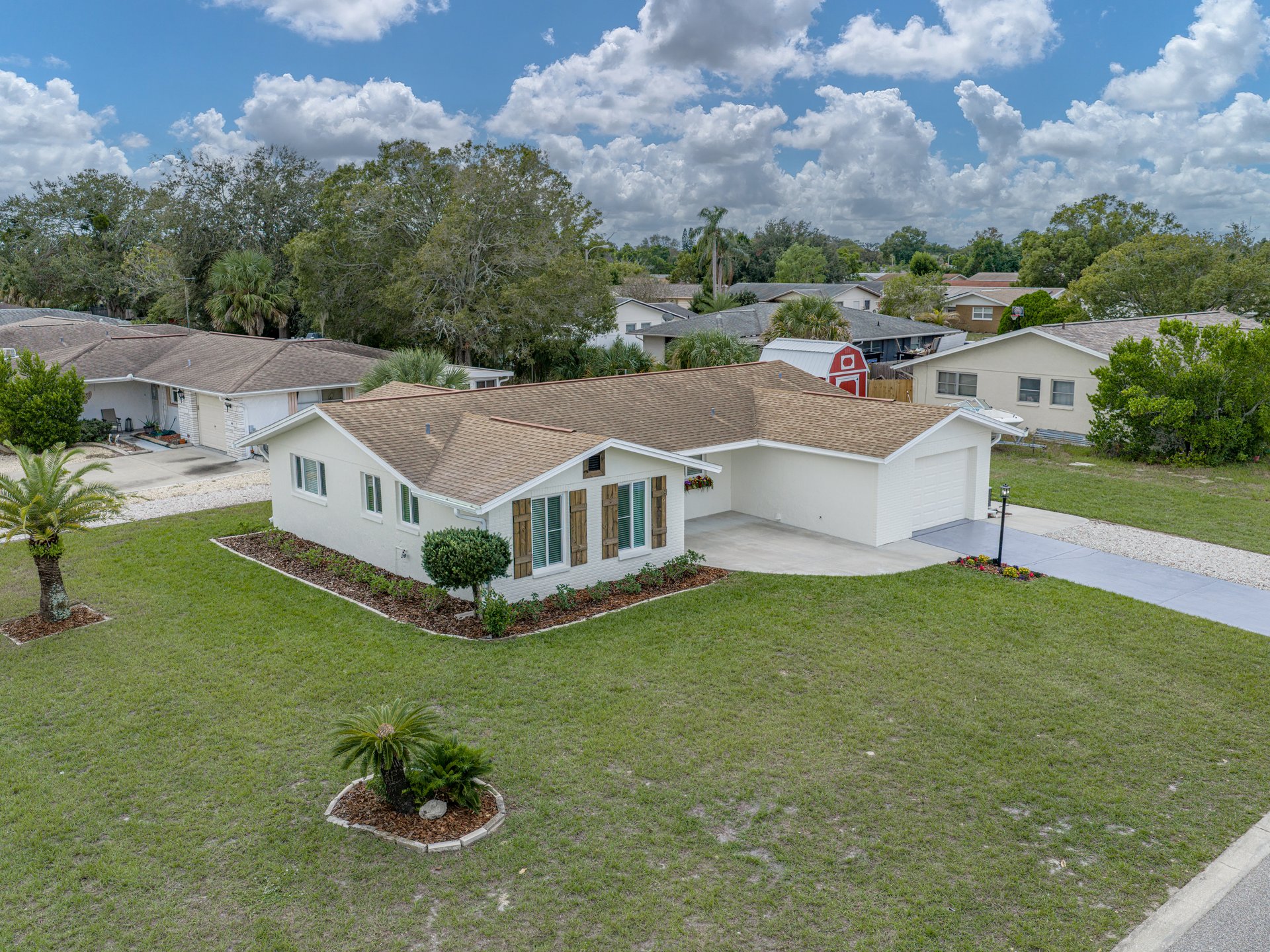7824 LOTUS DR