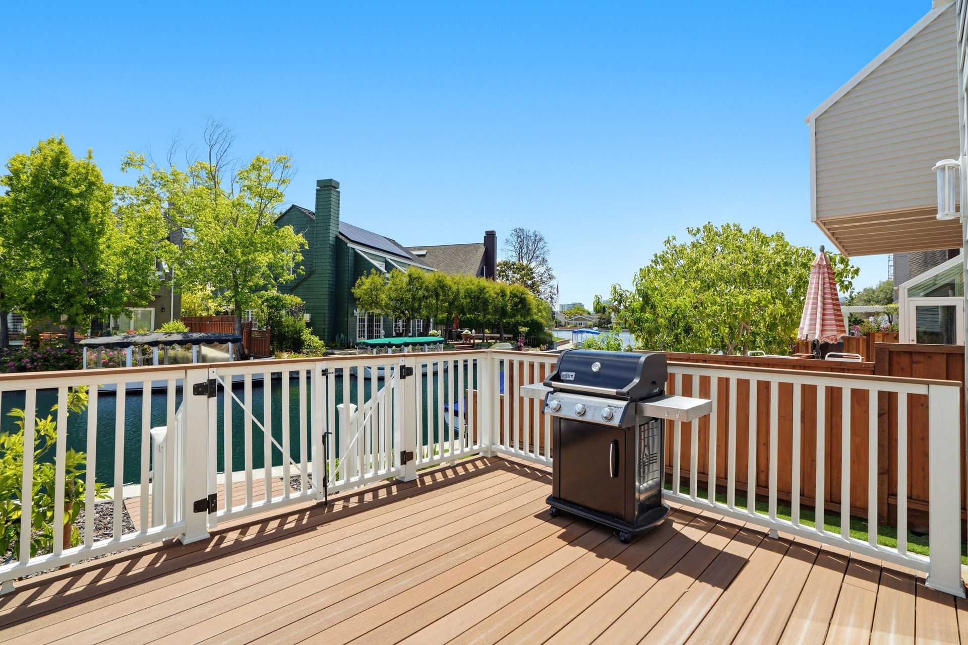 609 Waterbury Lane