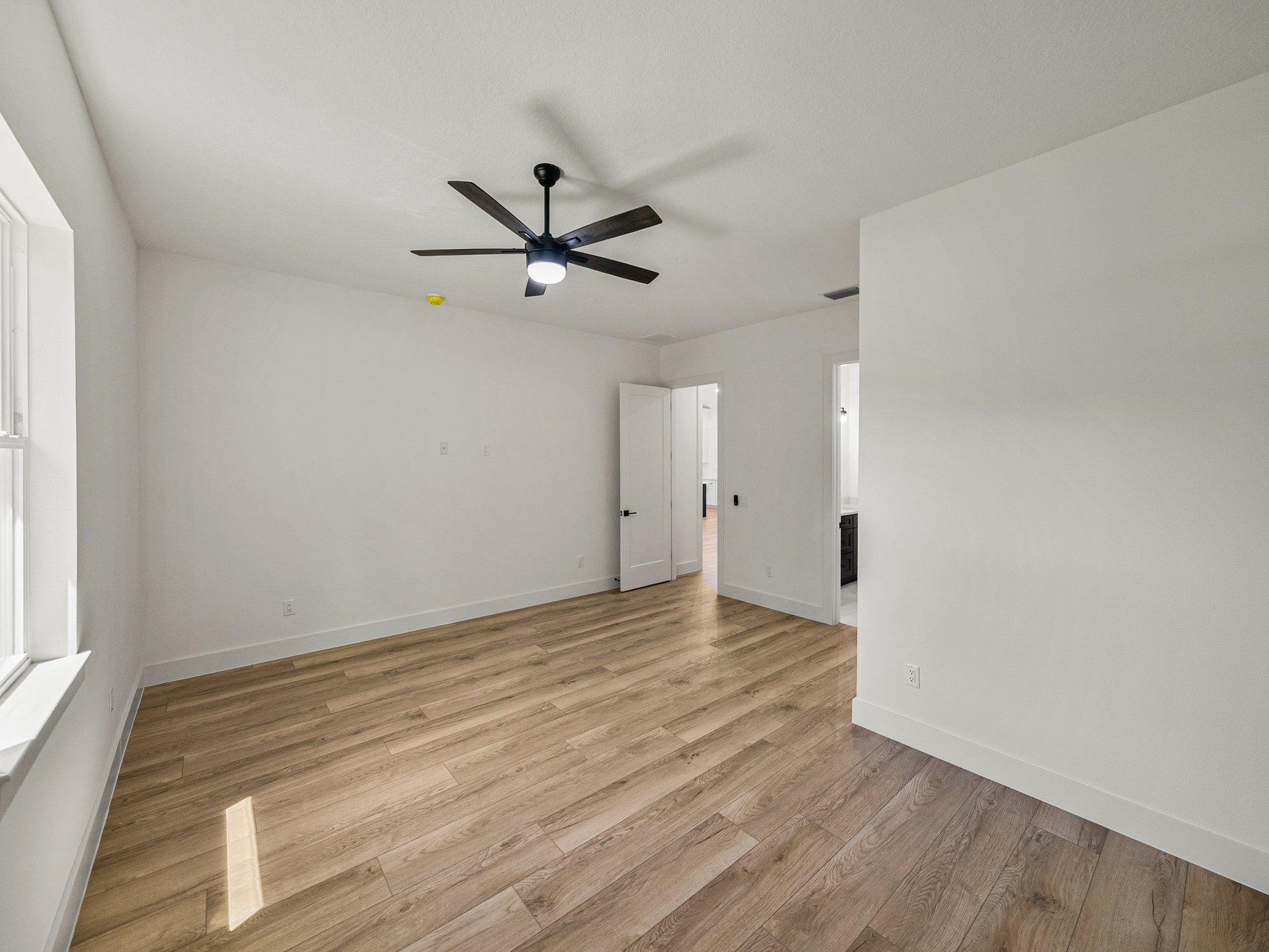 14069 GRANDEUR WAY