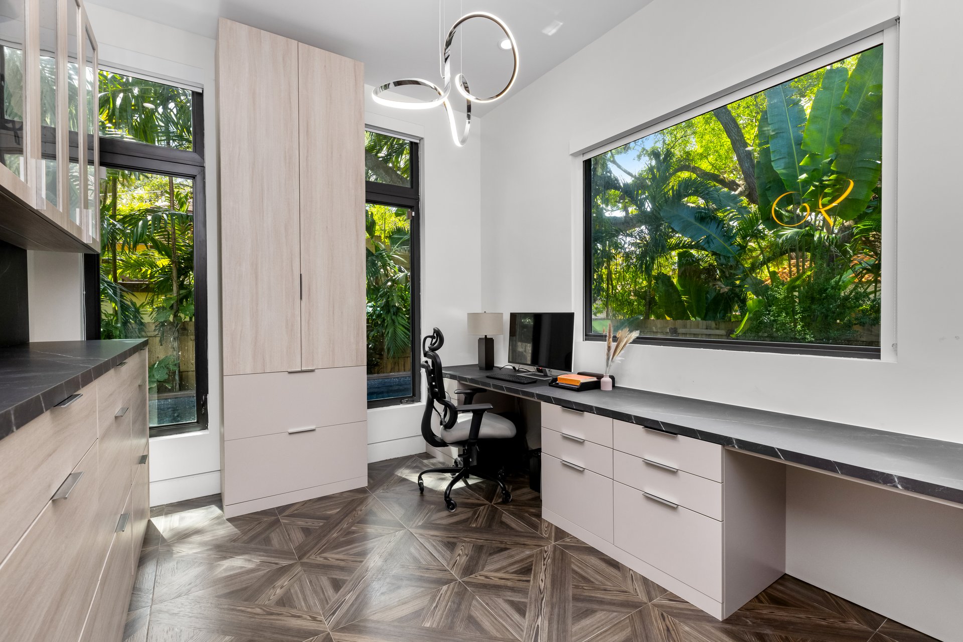 Spring Garden | Modern Luxury