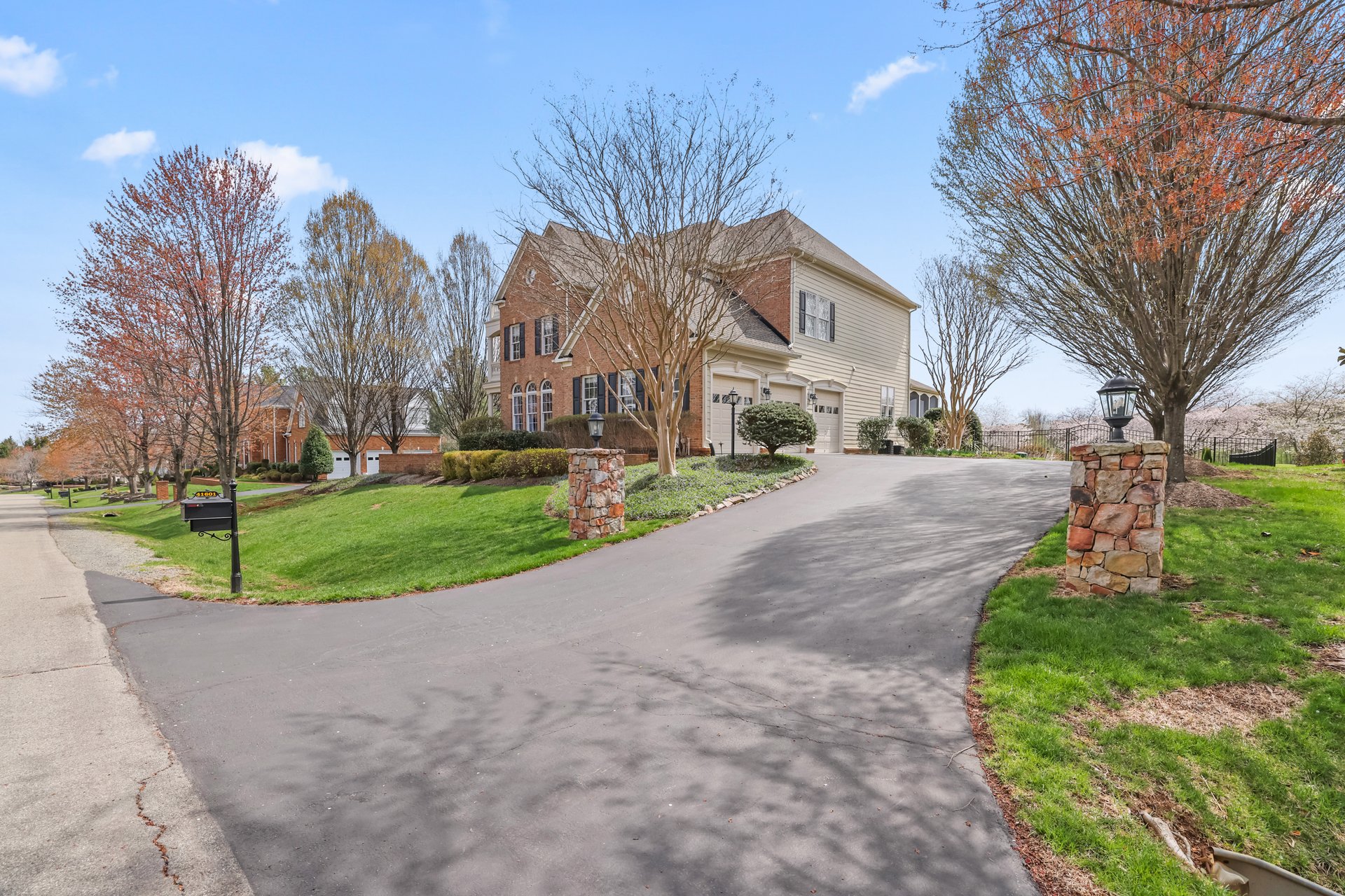 41601 Swiftwater Drive