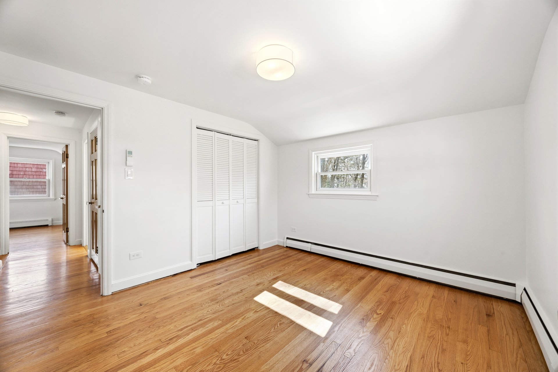 10 Meadowbrook Lane