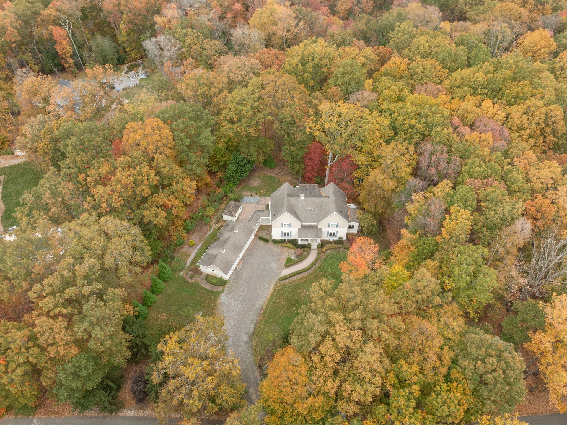 2A Laurel Dr