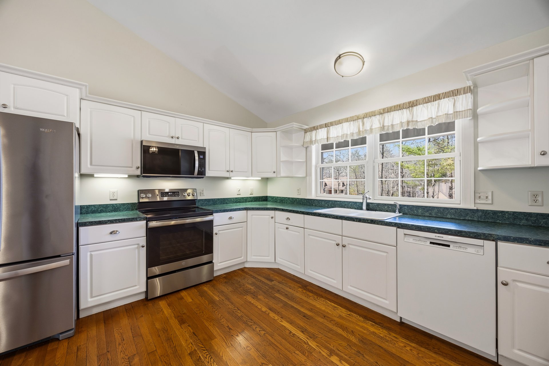 33 Ambrose Circle