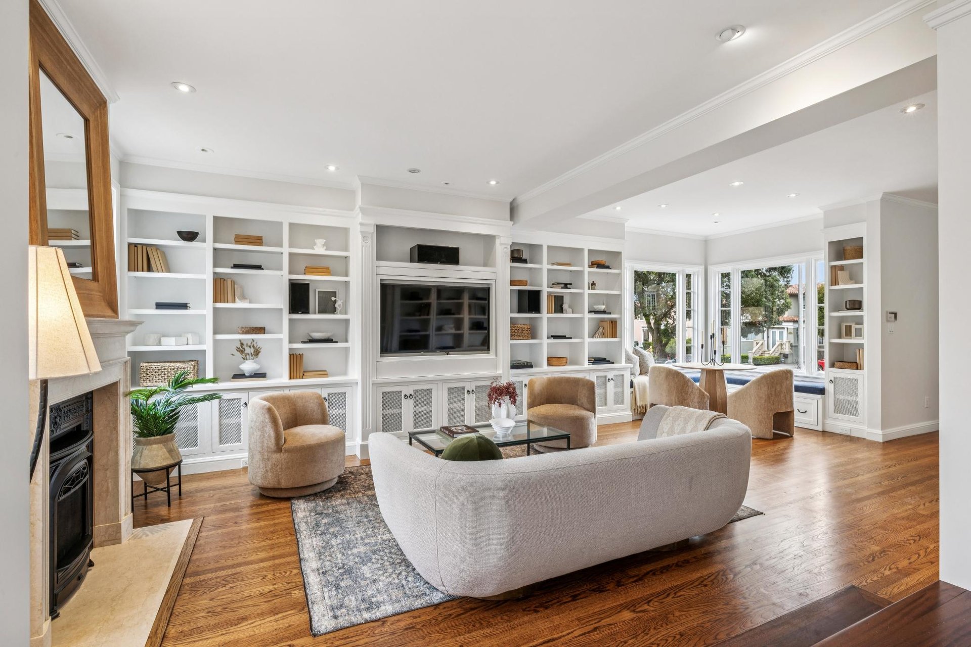 1435 Portola Drive