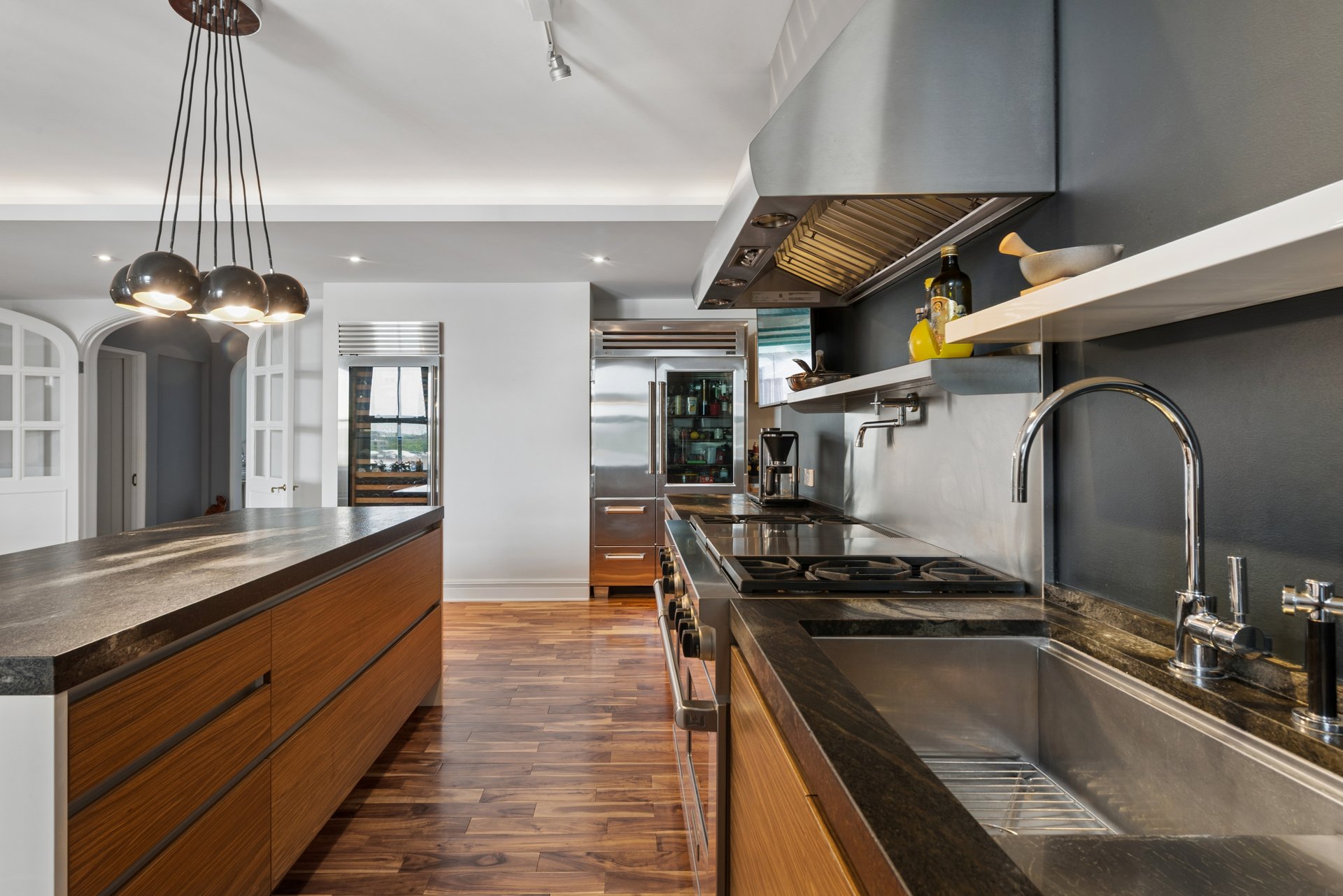 3500 North Lake Shore Drive 6D 