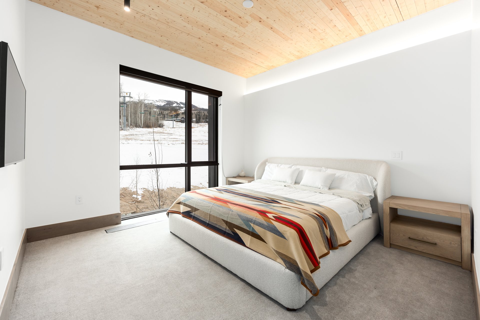 Exclusive Slope-Side Living with Unmatched Amenities