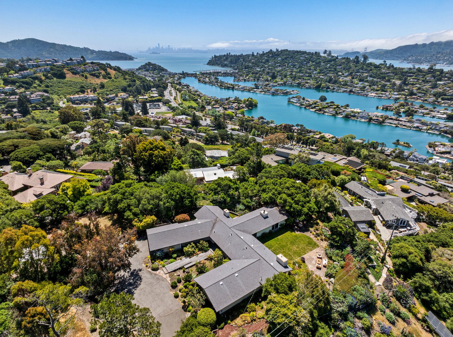 Rare 1+ Acre Dream Site