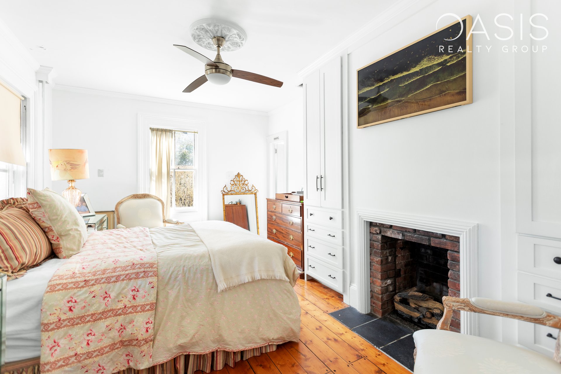 22 Bellport Lane