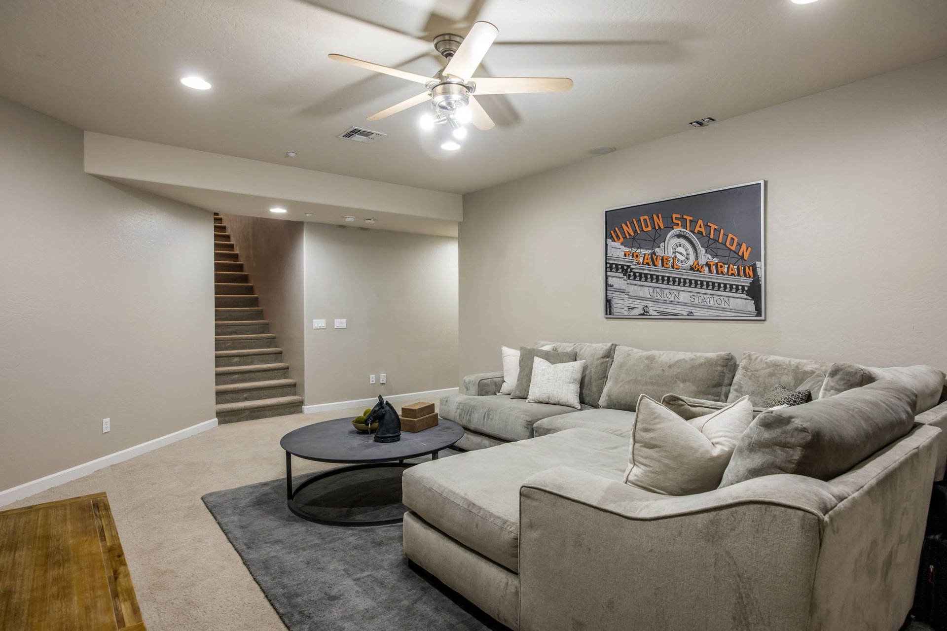 22936 N 39th Place