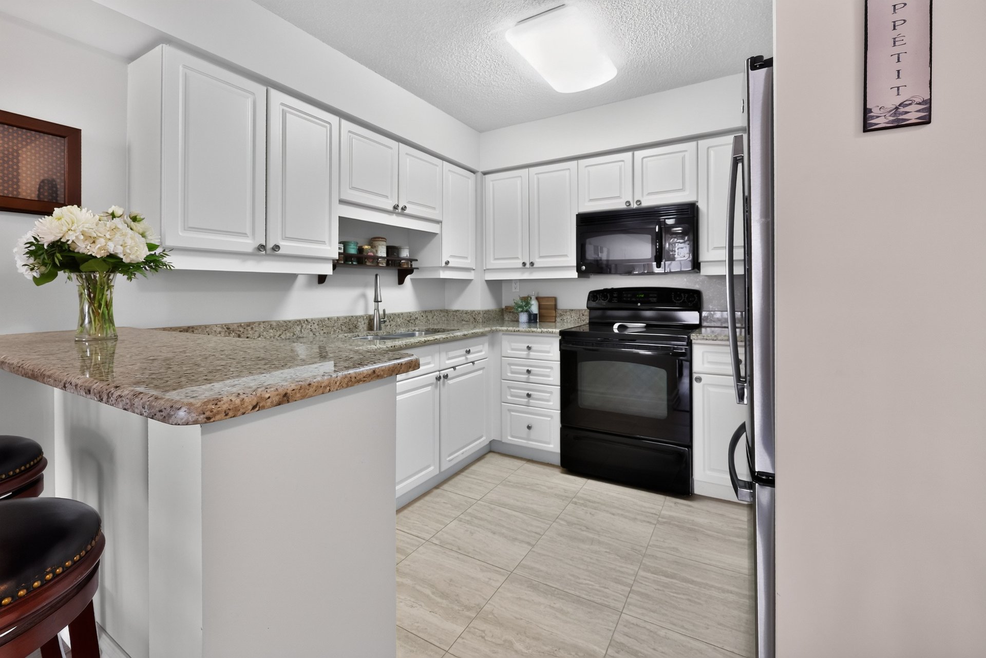 211-221 Robinson Street, Oakville