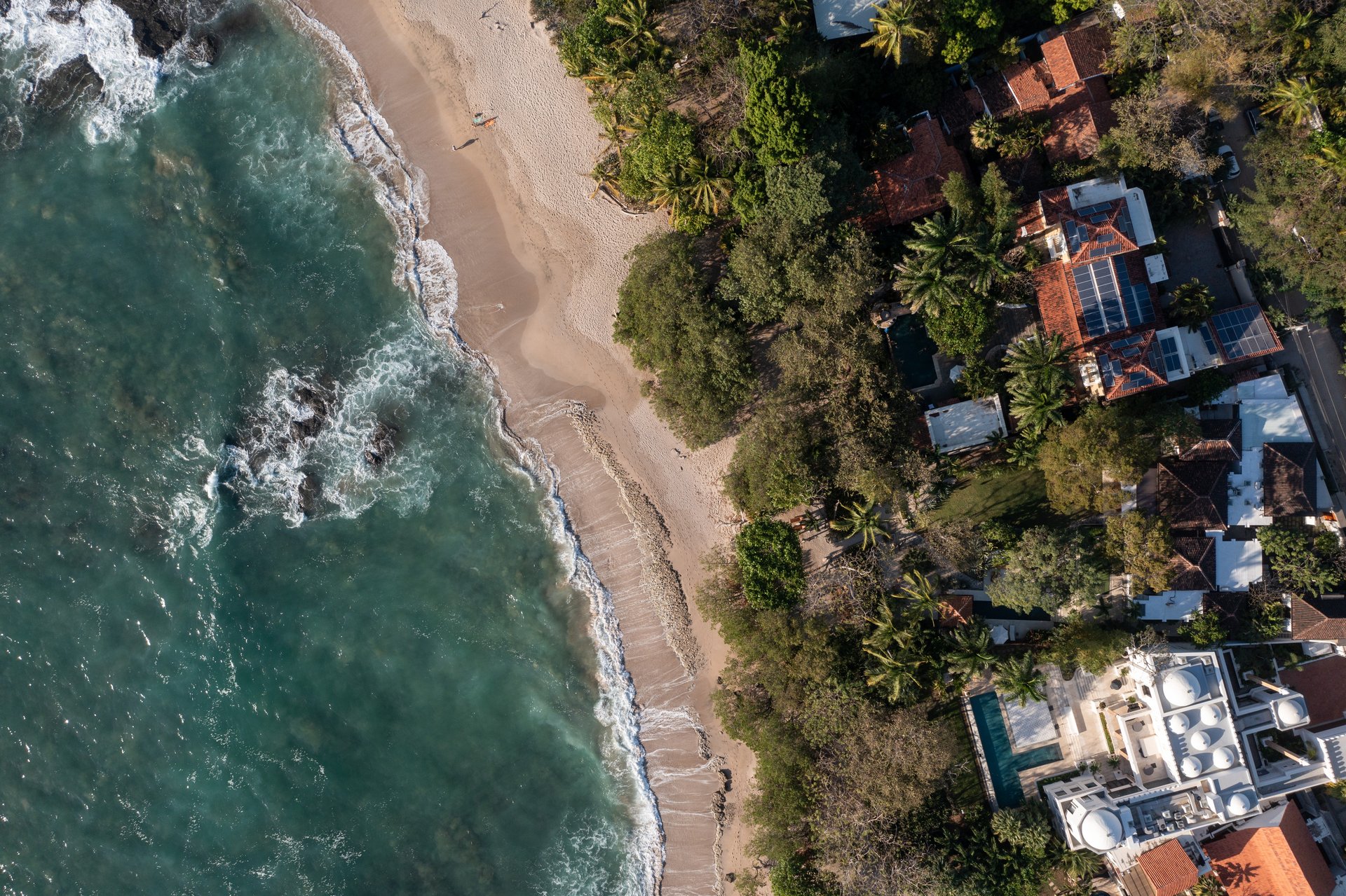 Villa Serena | Oceanfront Luxury in Playa Langosta