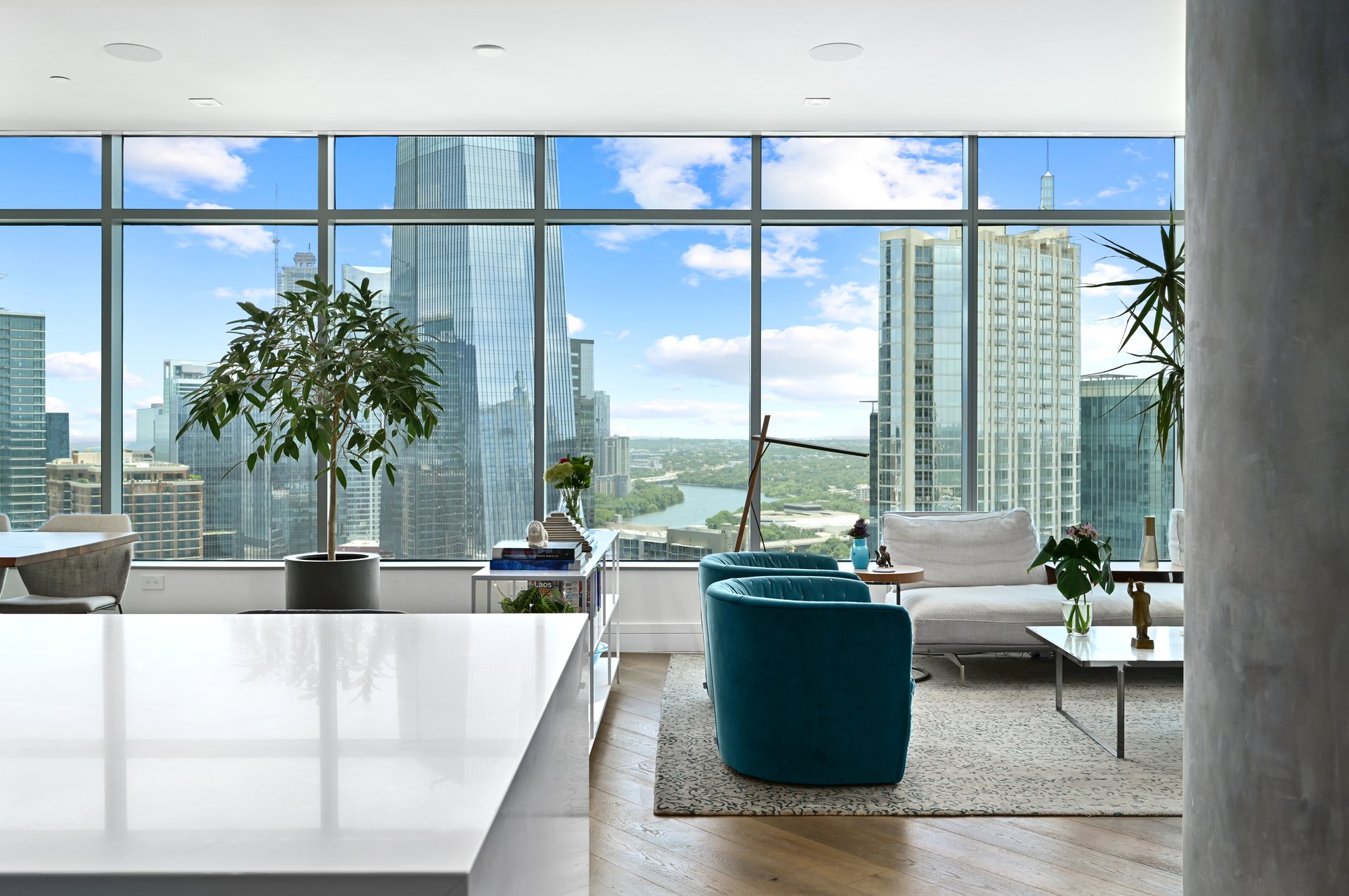 501 West Ave #3203