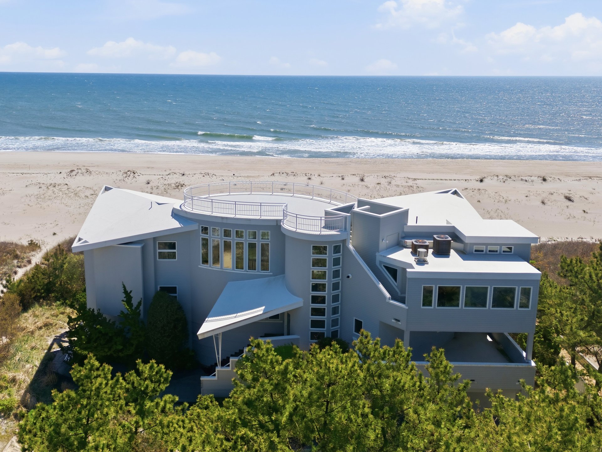 101 E Long Beach Boulevard 