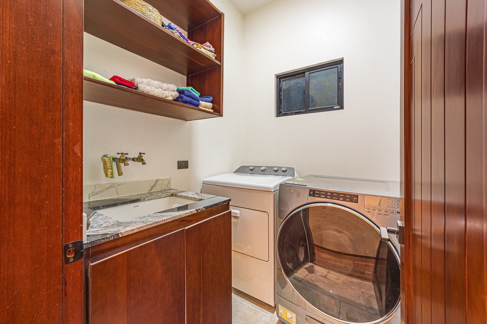 Casa Markissa – Luxury Oceanview Villa with Proven Rental Income.
