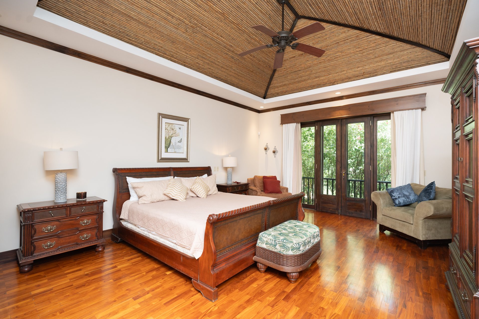 Los Malinches 6 | Luxury Spanish Colonial Townhouse in Hacienda Pinilla