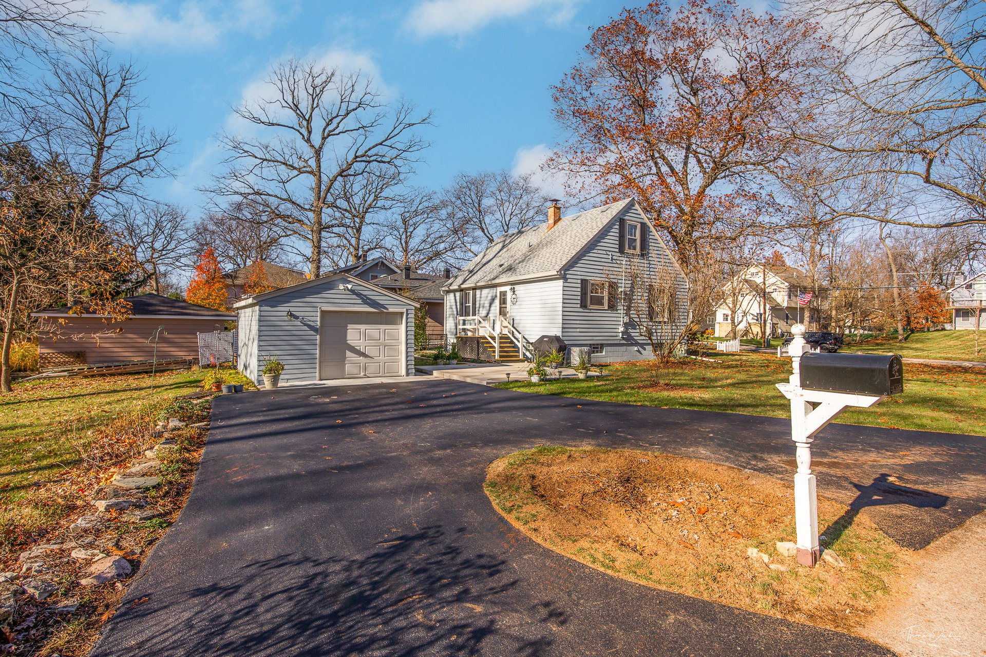 1901 Curtiss St